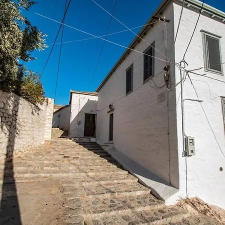Iolis Loft Hydra Apartment Exterior photo
