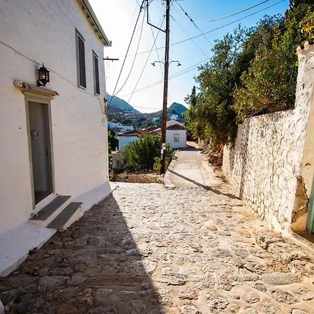 Iolis Loft Hydra Apartment Exterior photo
