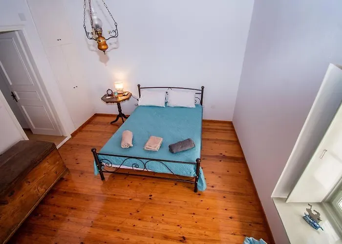 Iolis Loft Hydra